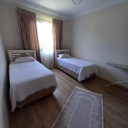 Suembuel House Villa *